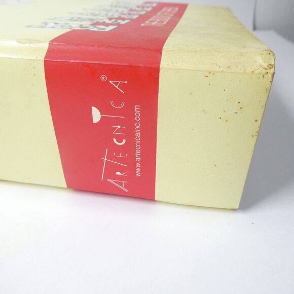 Chess Set Black & White Pop Art Graffiti Style Artecnica Book of Chess w/Box - Picture 3 of 8